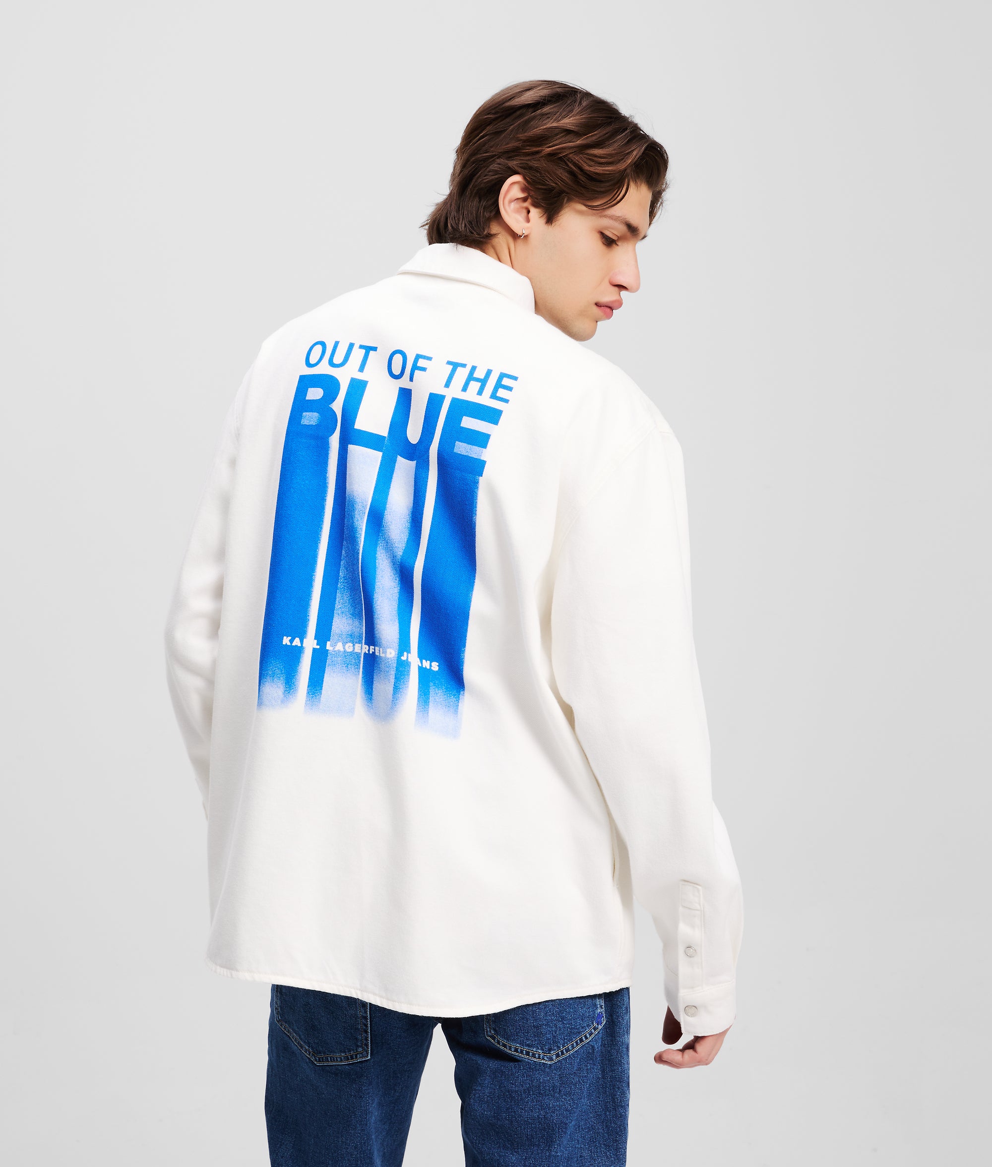 OUT OF THE BLUE GRAPHIC OVERSHIRT
