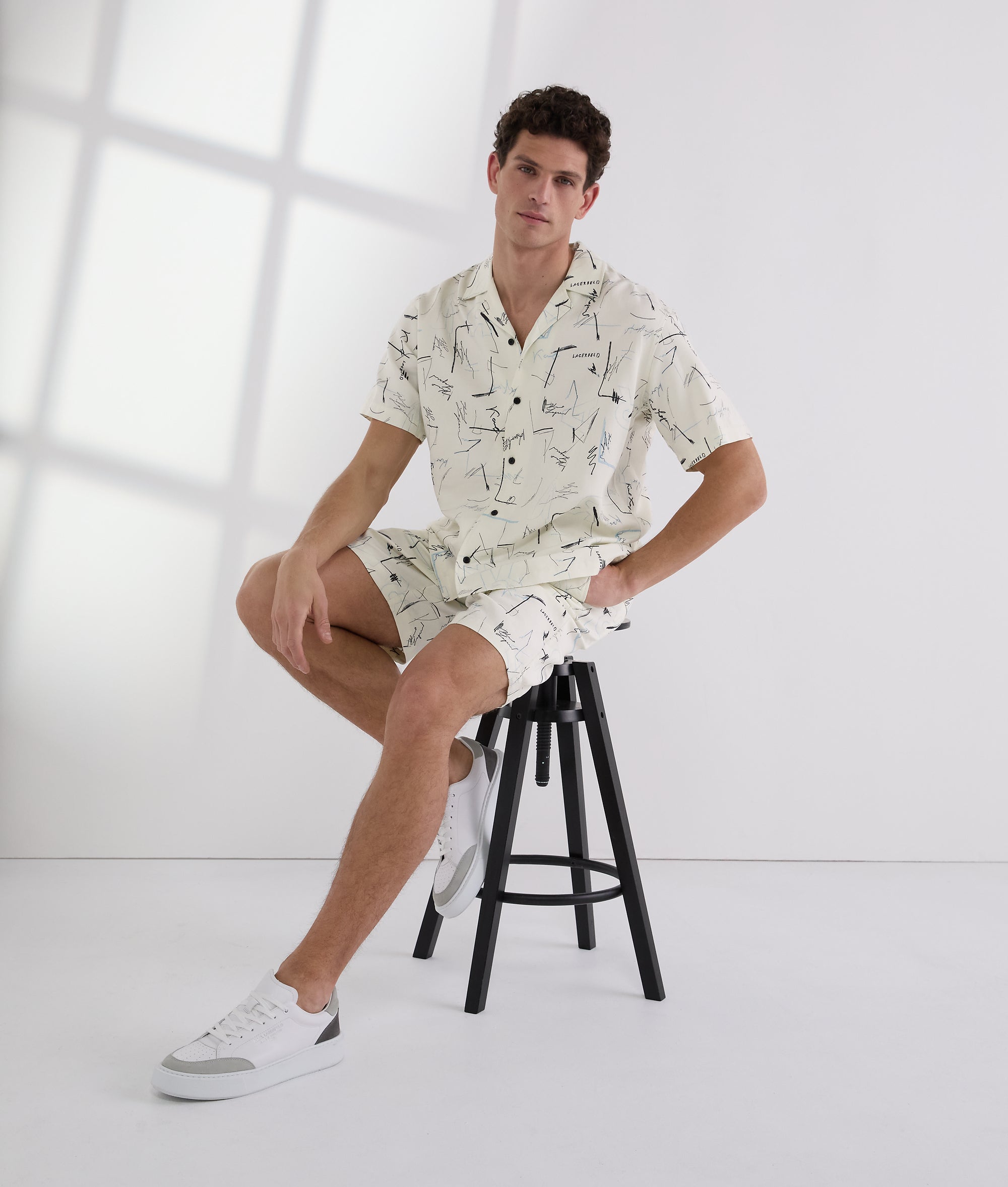 ALL-OVER-PRINT BOWLING SHIRT - Image 4