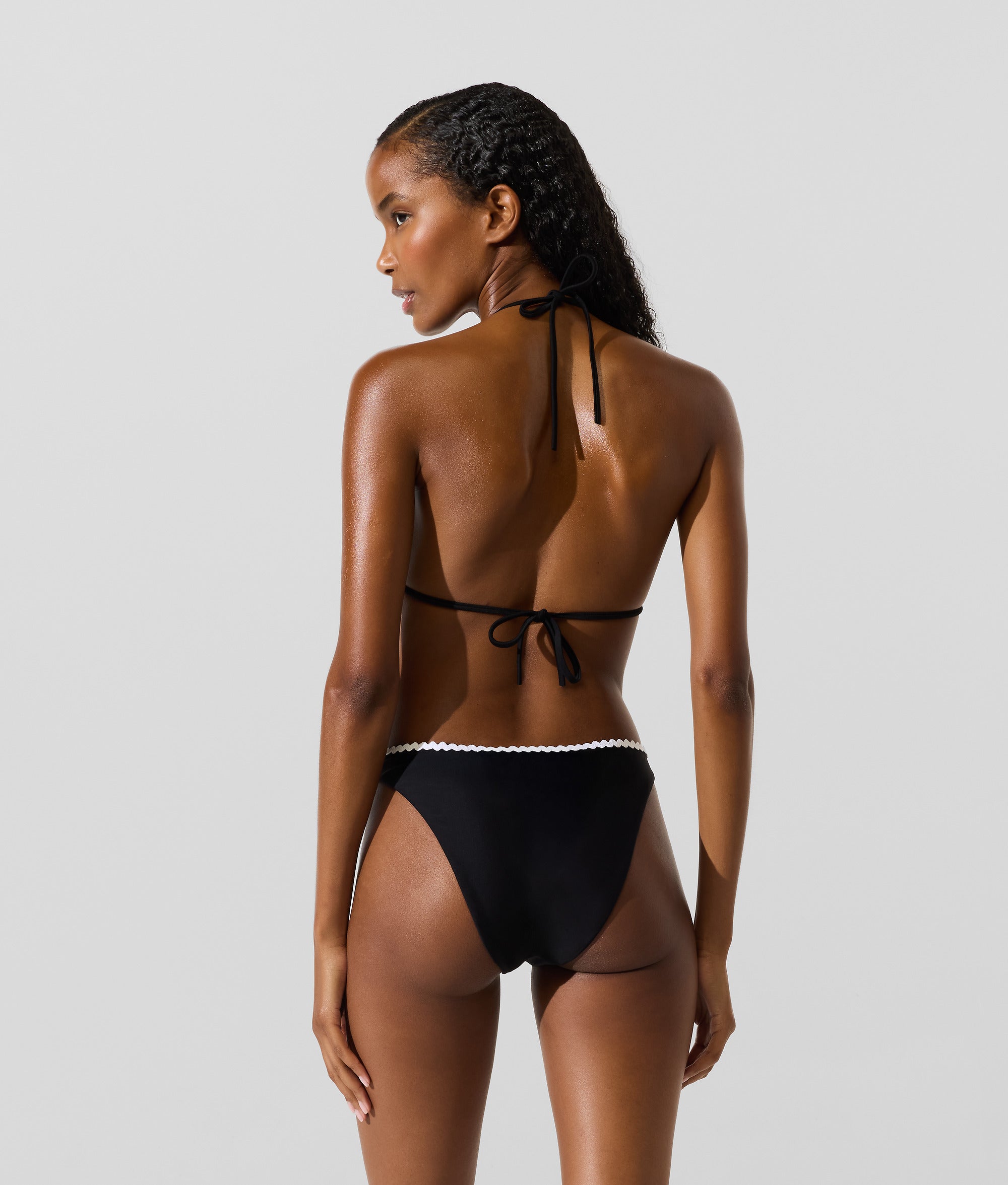 Scallop triangle bikini top - Image 2