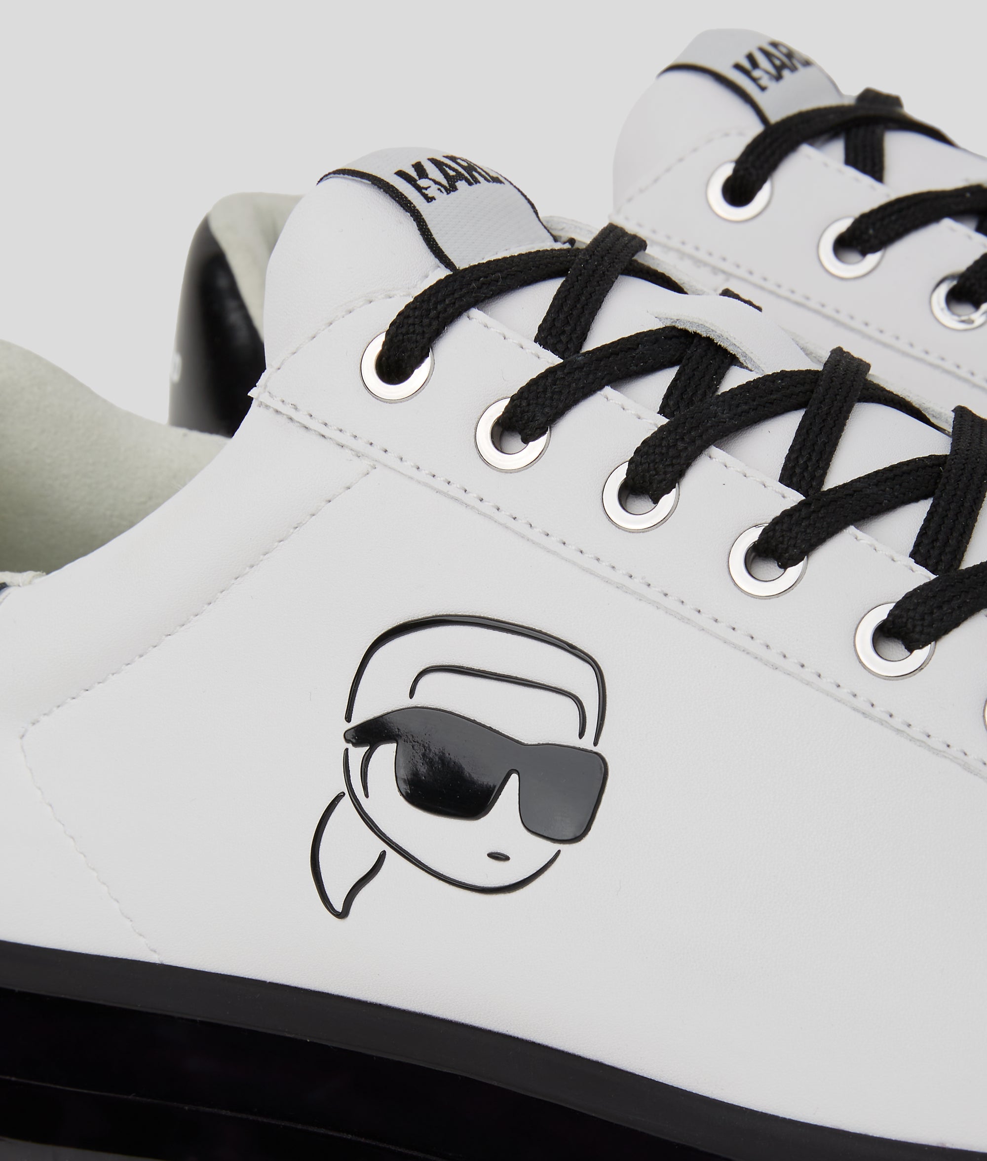 IKON NFT KAPRI SNEAKERS - Image 3