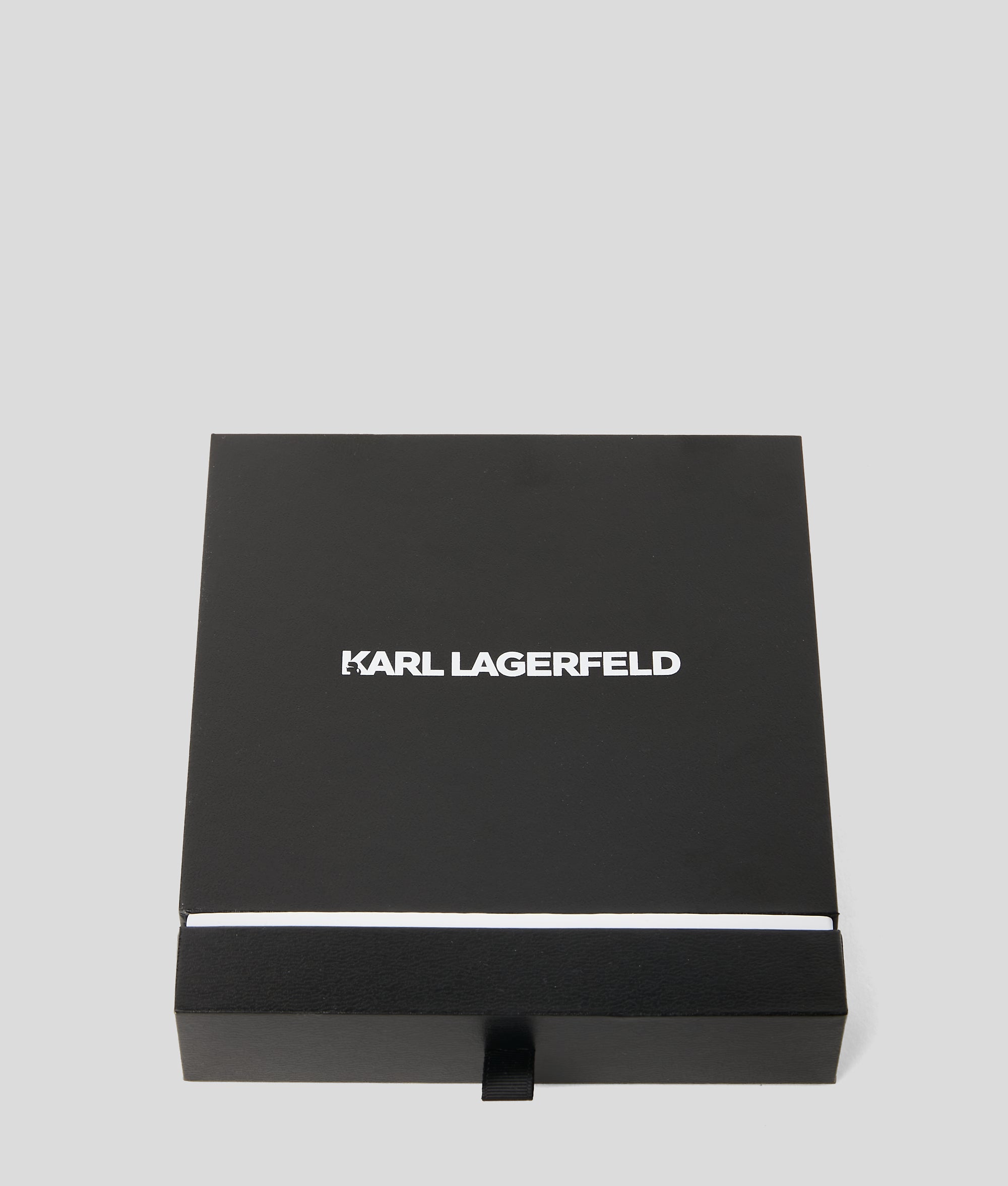 BLACK CRYSTALS NECKLACE - Image 5