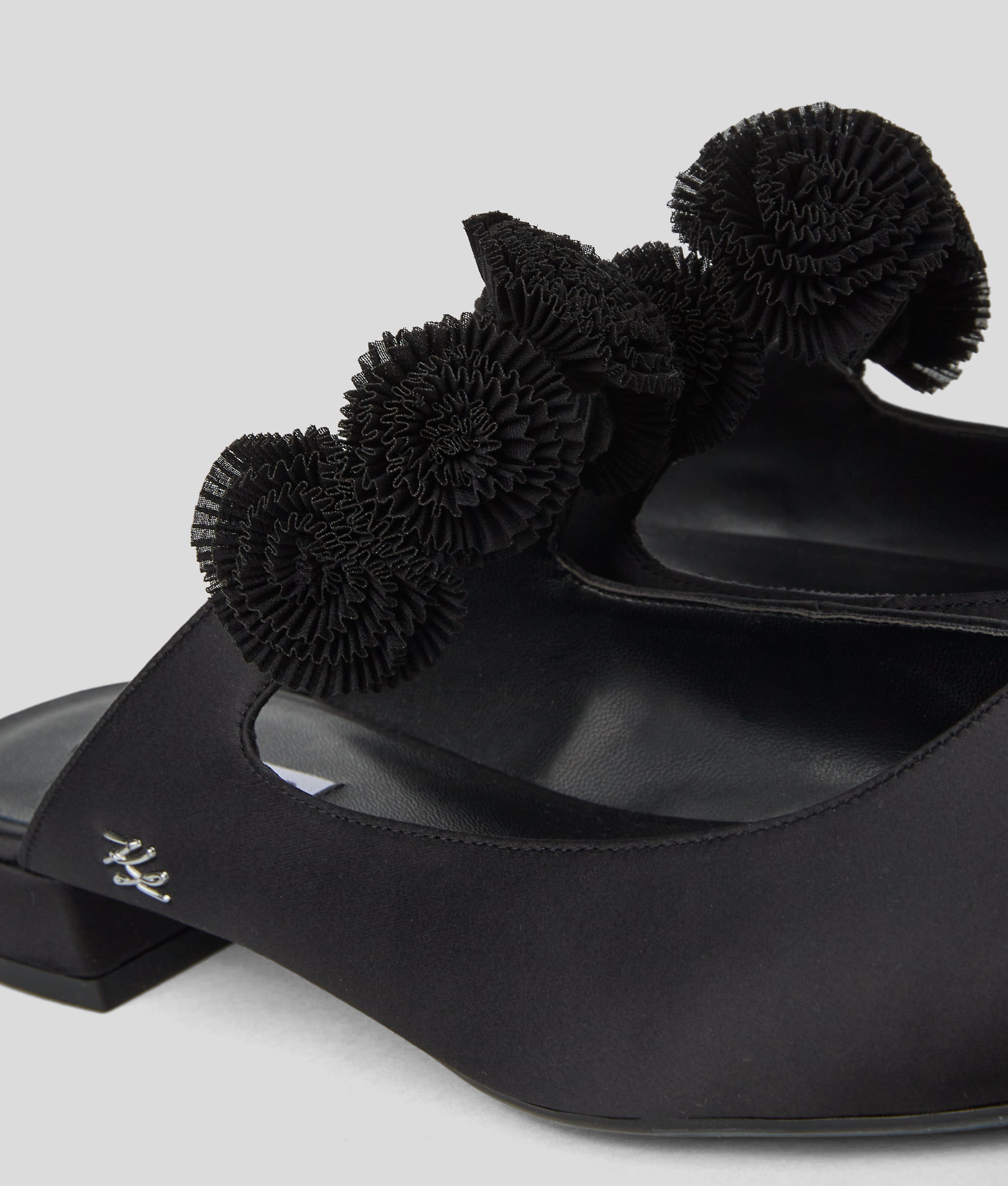 KERRIE FLORA MARY JANE MULES - Image 2